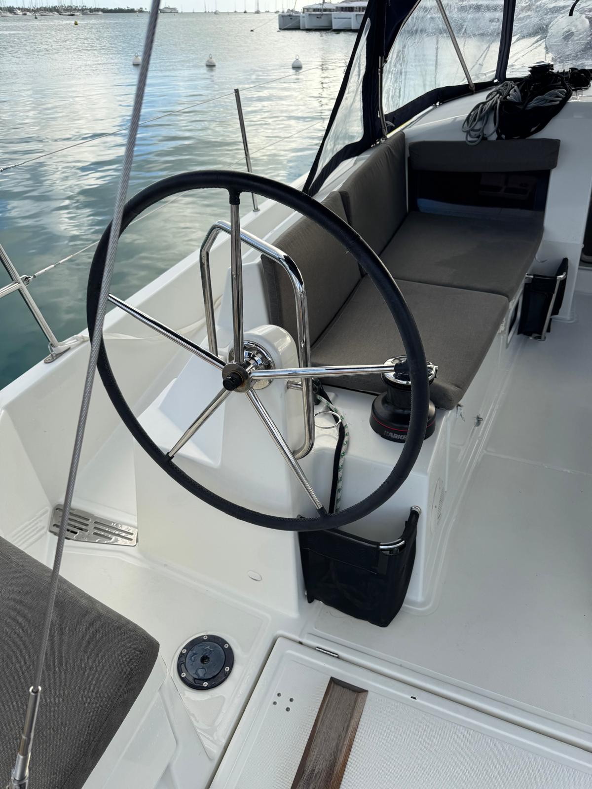 Sun Odyssey 440 — photo 9