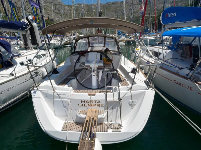 Sun Odyssey 33i (Hasta Siempre) exterior - 5