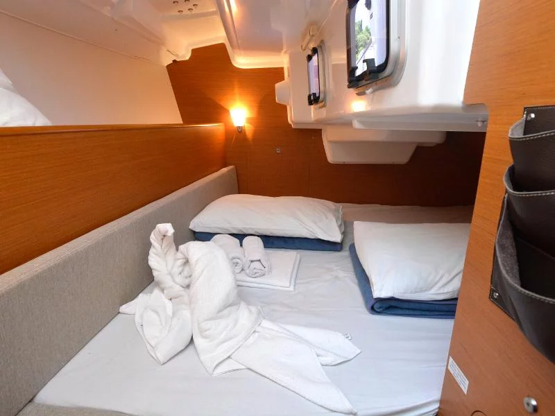 Sun Odyssey 33i (Hasta Siempre) interior - 6