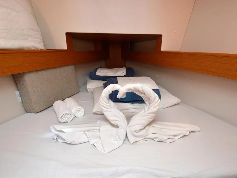 Sun Odyssey 33i (Hasta Siempre) interior - 13
