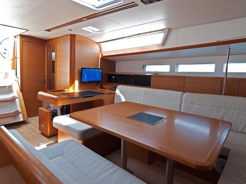 Sun Odyssey 509 (Aqua Kiss) interior - 6