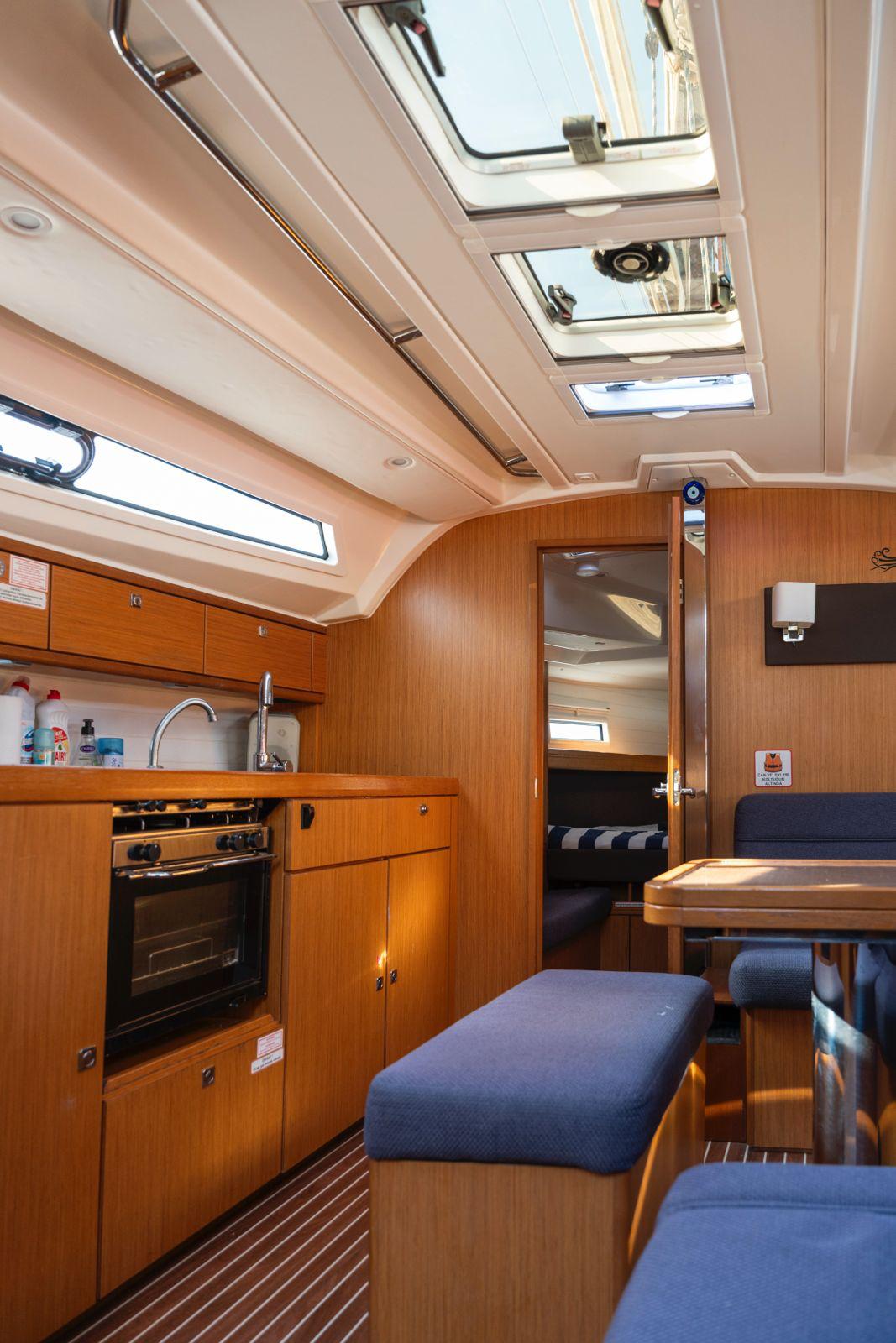 Bavaria Cruiser 41S — photo 7