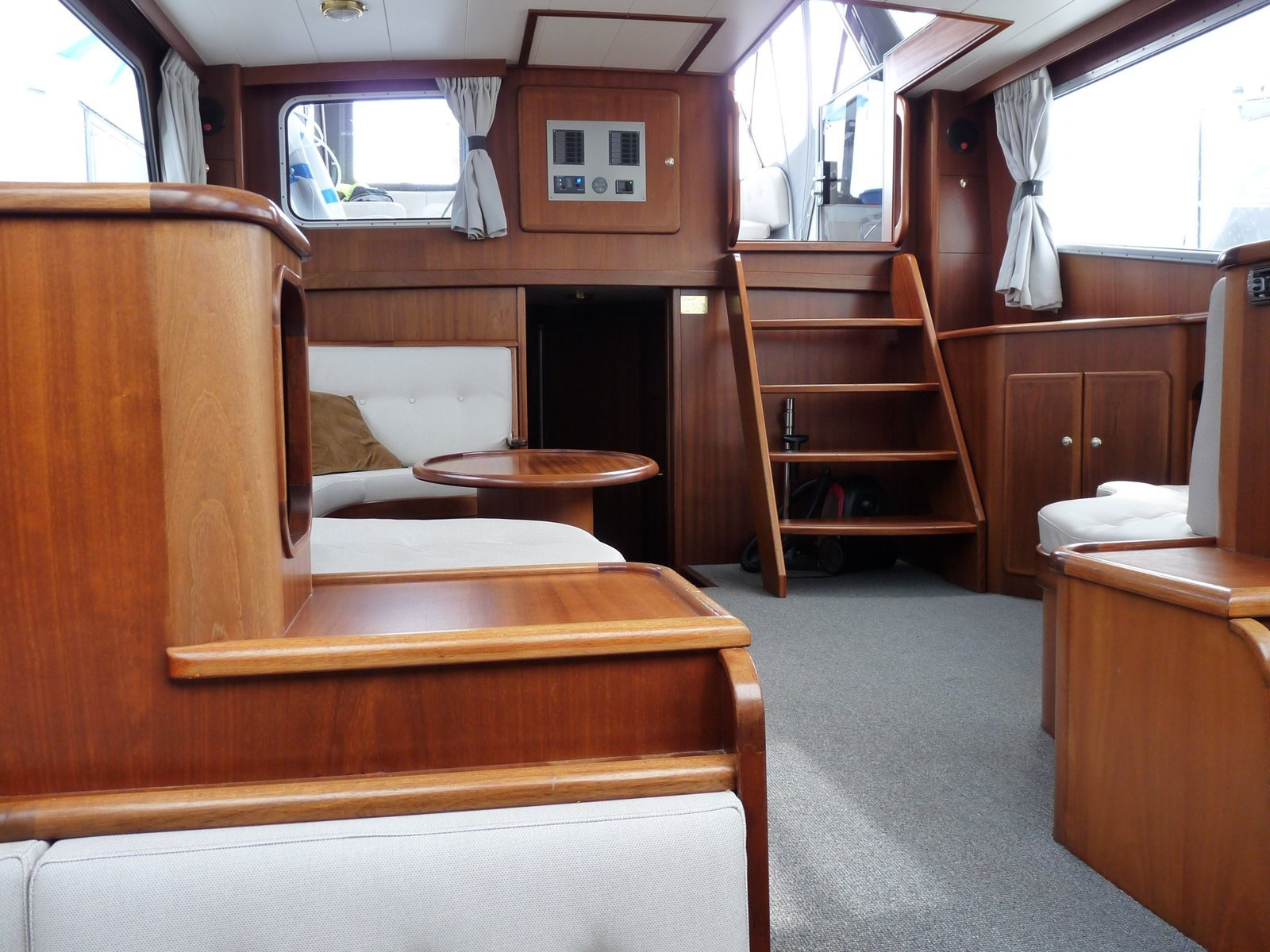 Nowee Novi 42 — photo 23