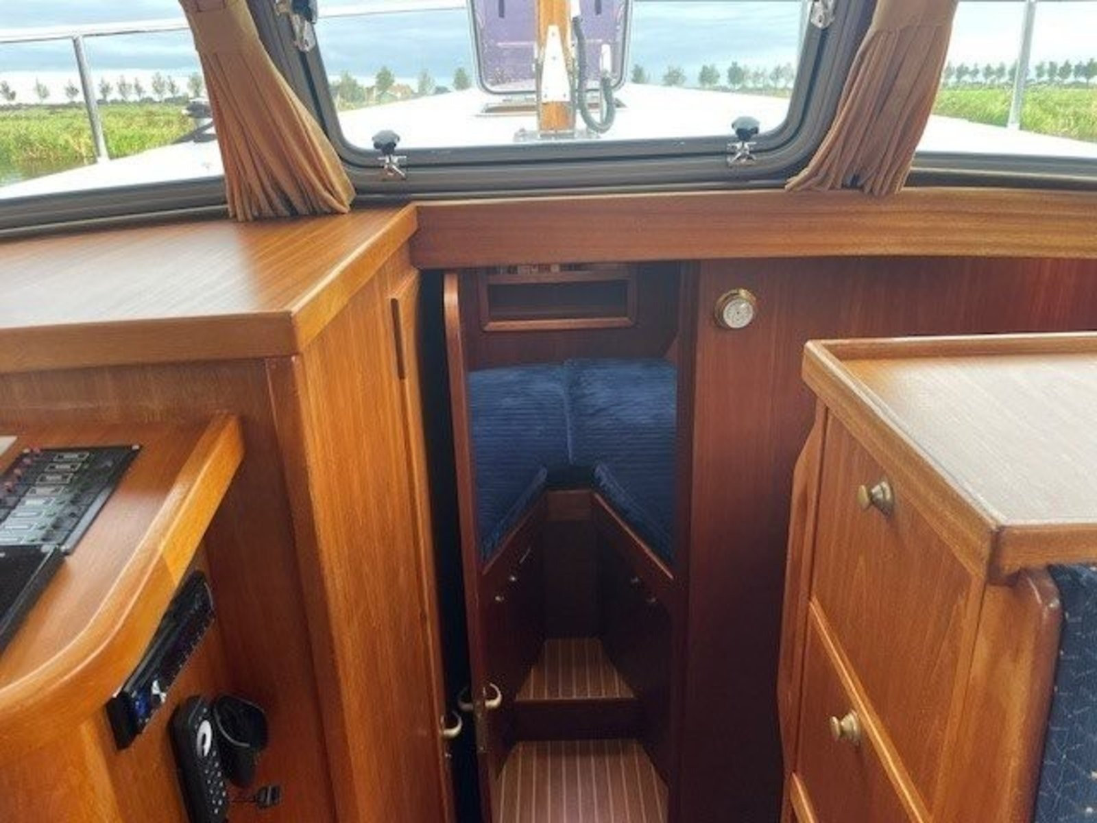 Barkas 1100 — photo 23