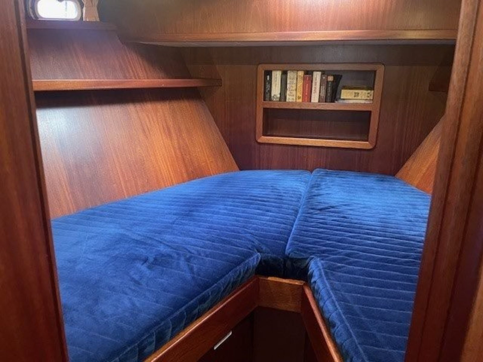 Barkas 1100 — photo 17