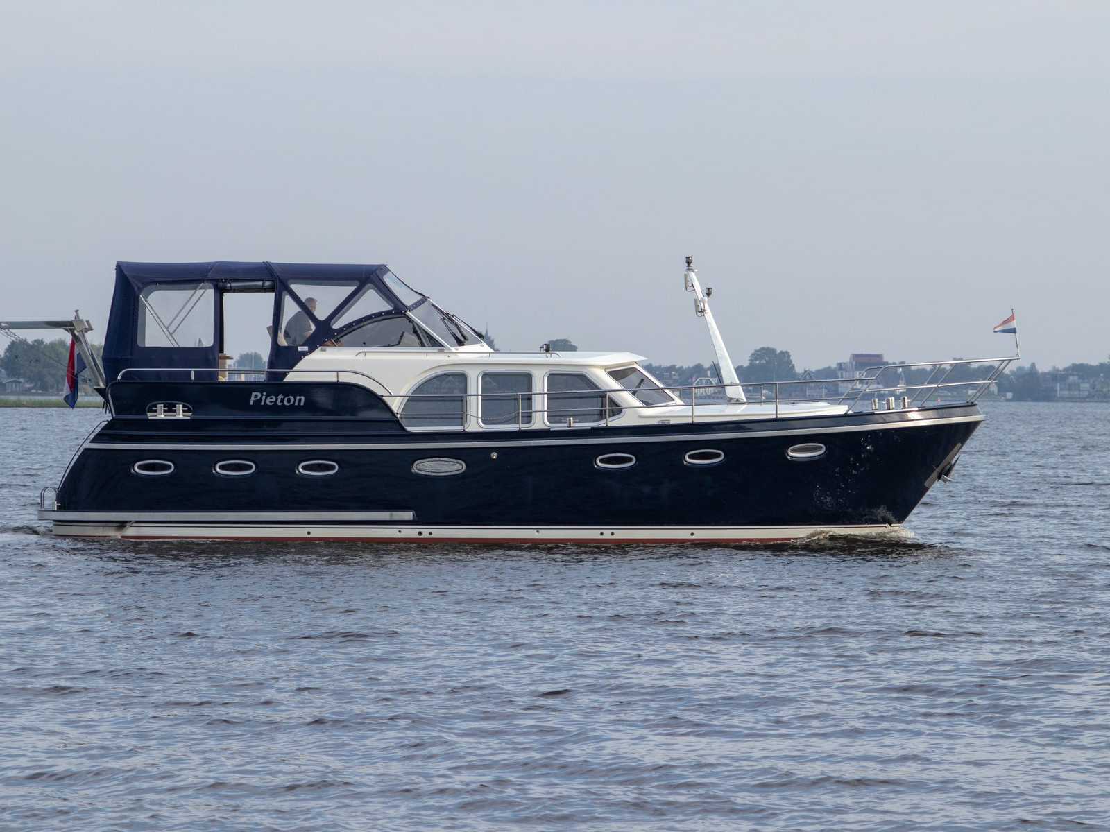 De Drait DeLuxe 42 — photo 1