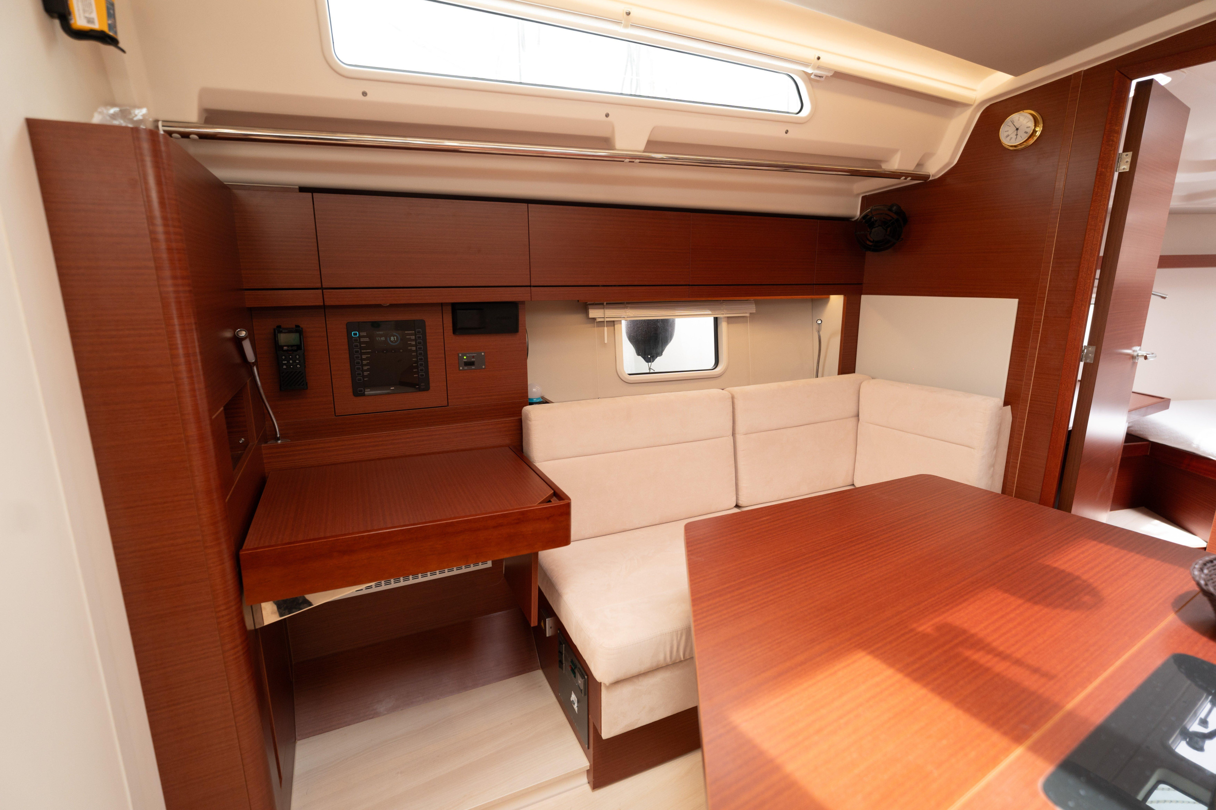 Photo #4 - Hanse 418 (VRONTIS |Inverter|) en Lefkada - 24342