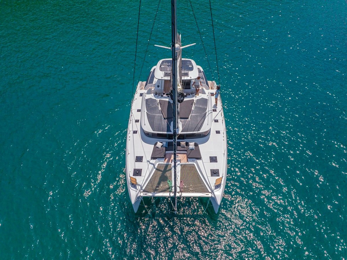 Lagoon 51 — photo 12