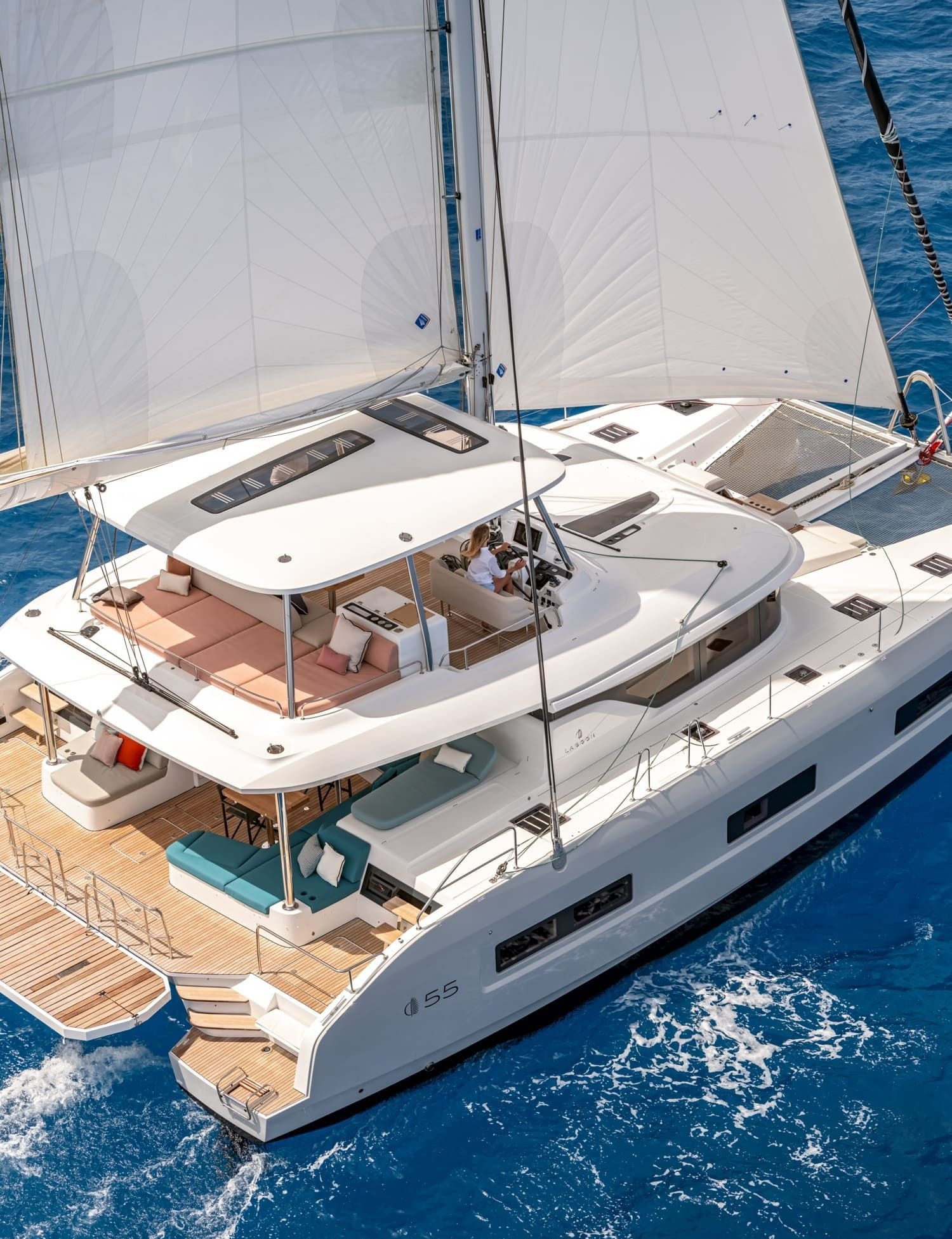Lagoon 55 (6+2 cab) — photo 4
