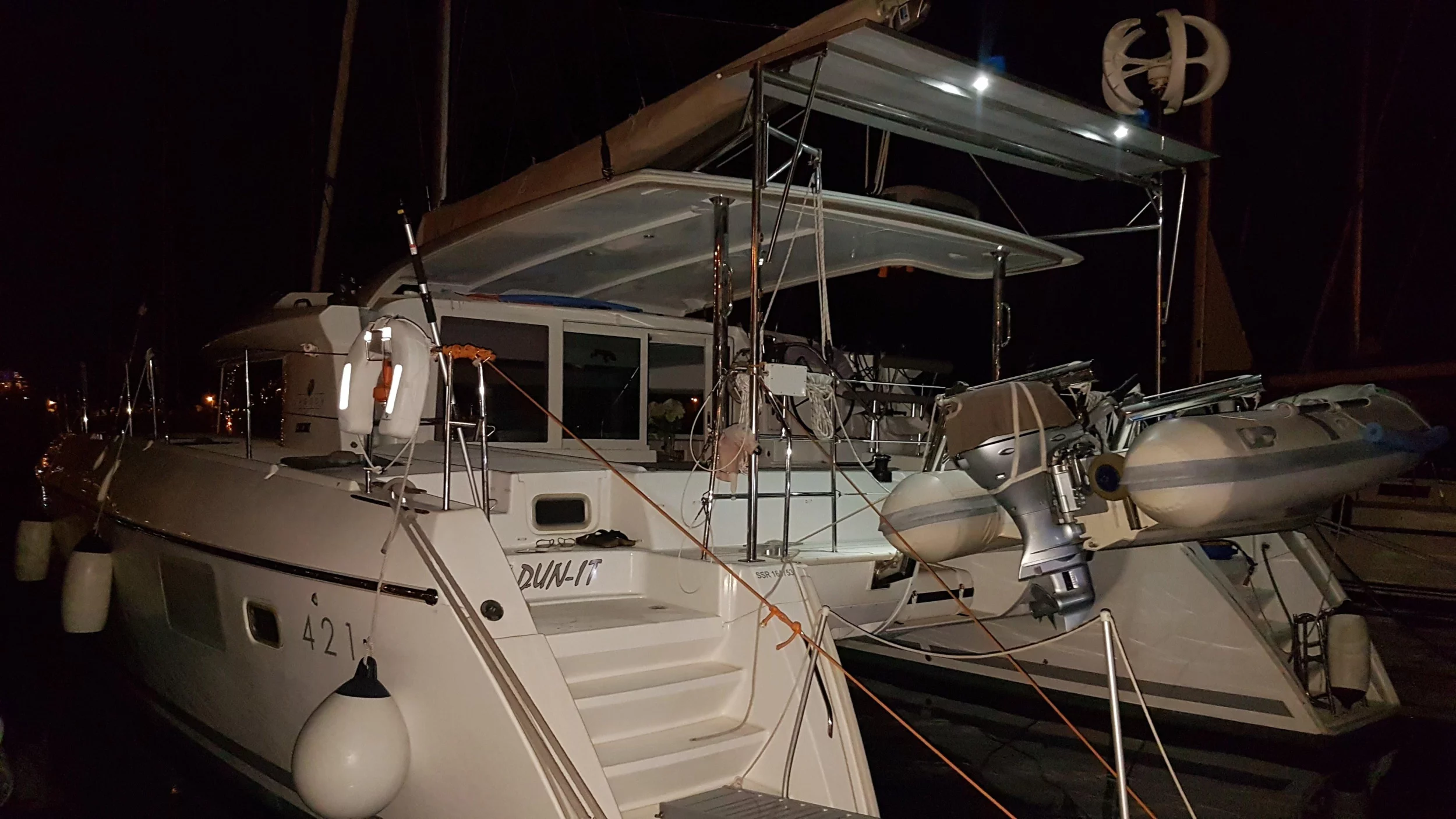 Lagoon 421 (We-dun-it)  - 14