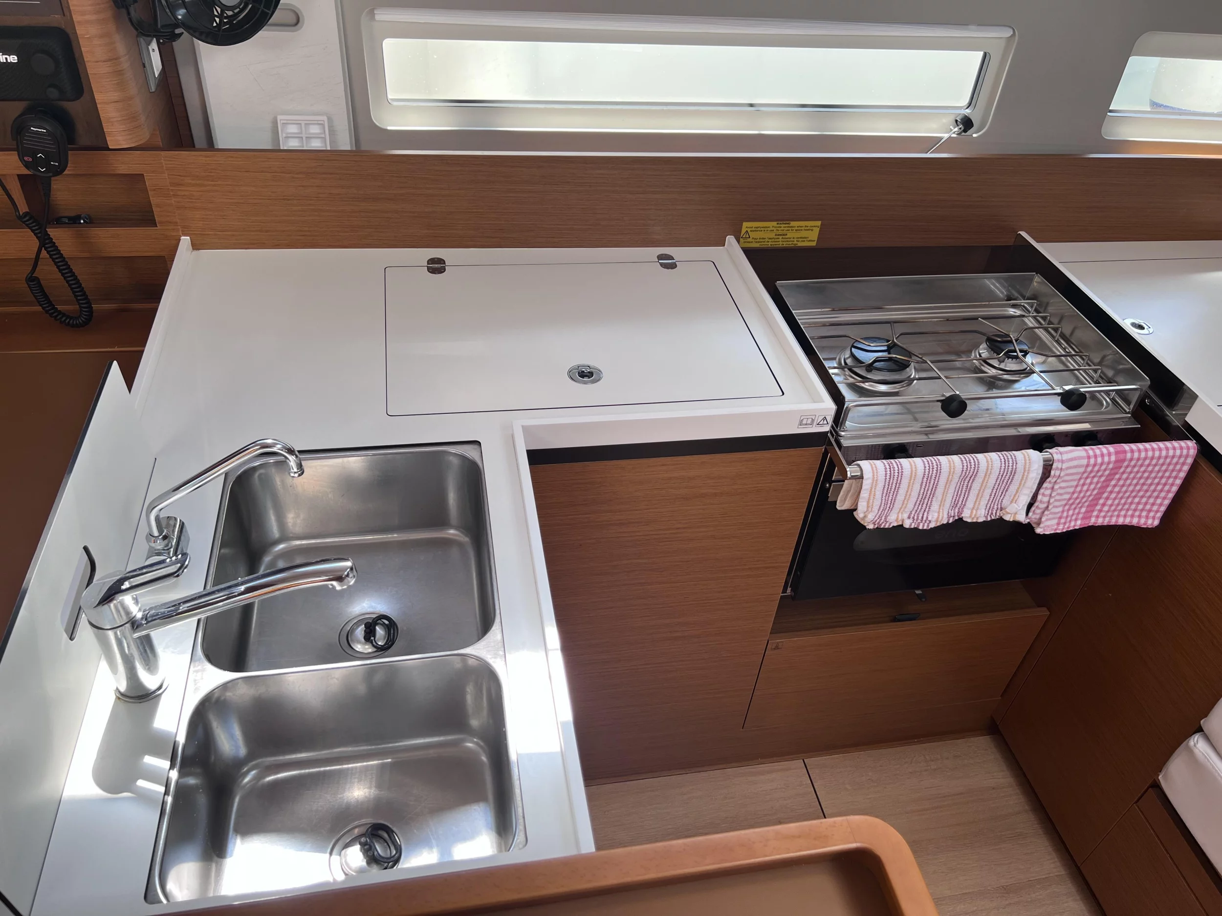 Sun Odyssey 410 (Stilvi)  - 11