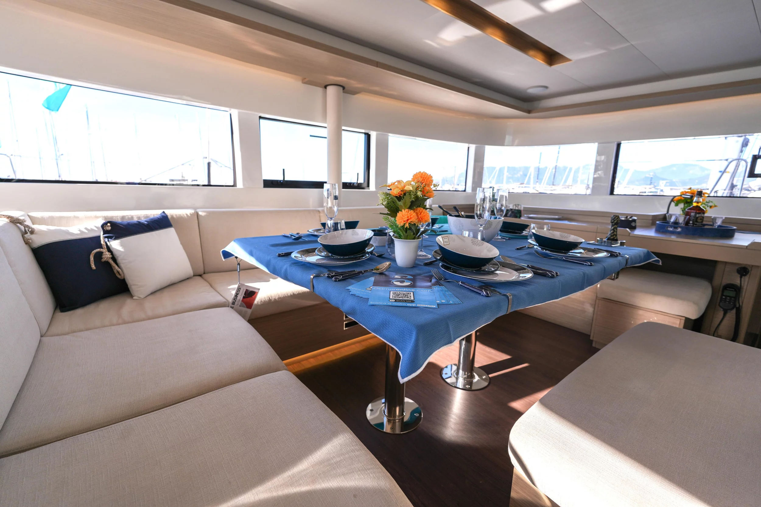 Lagoon 51 (Lady G)  - 7