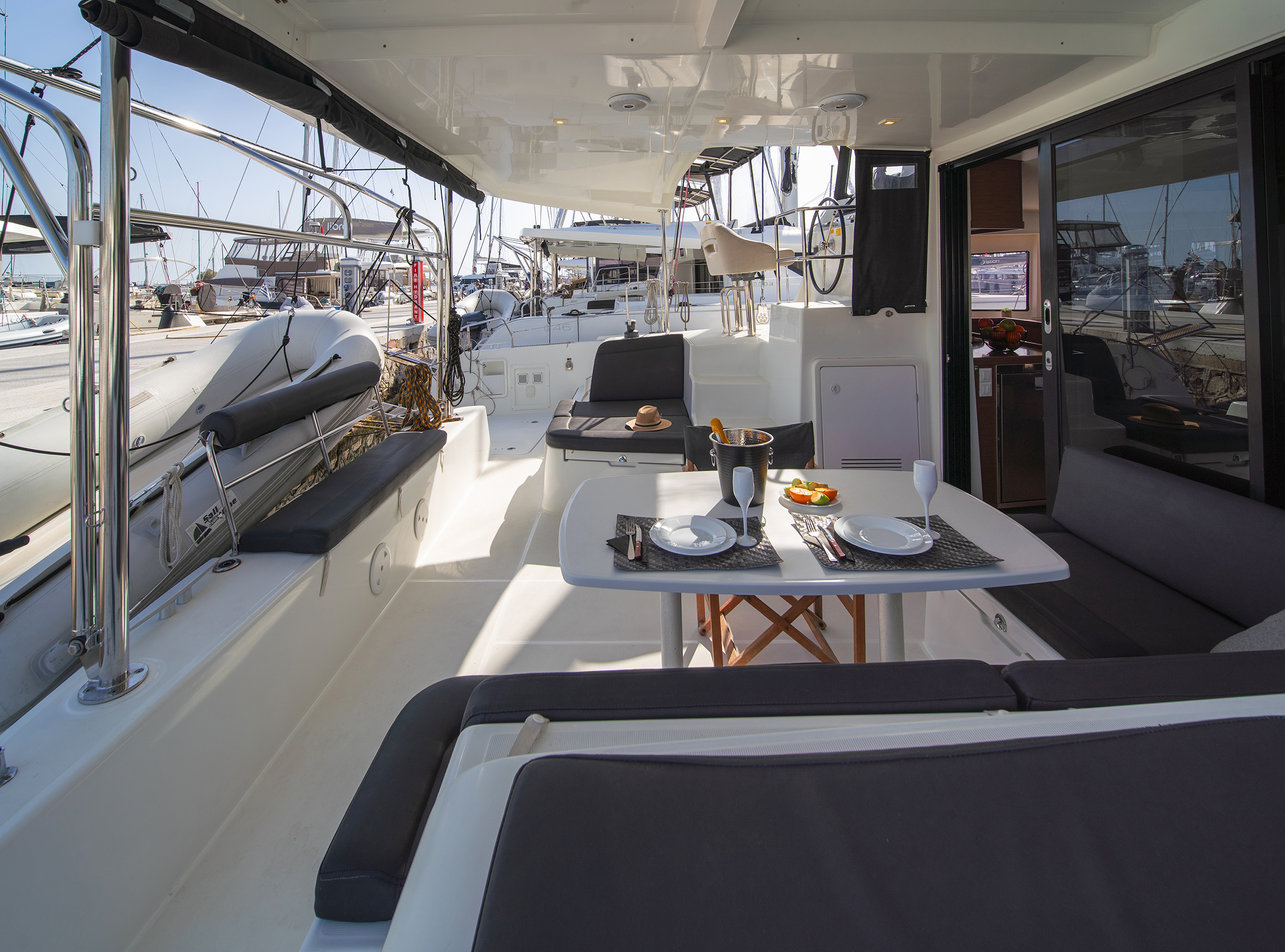 Lagoon 42 & GEN — photo 2