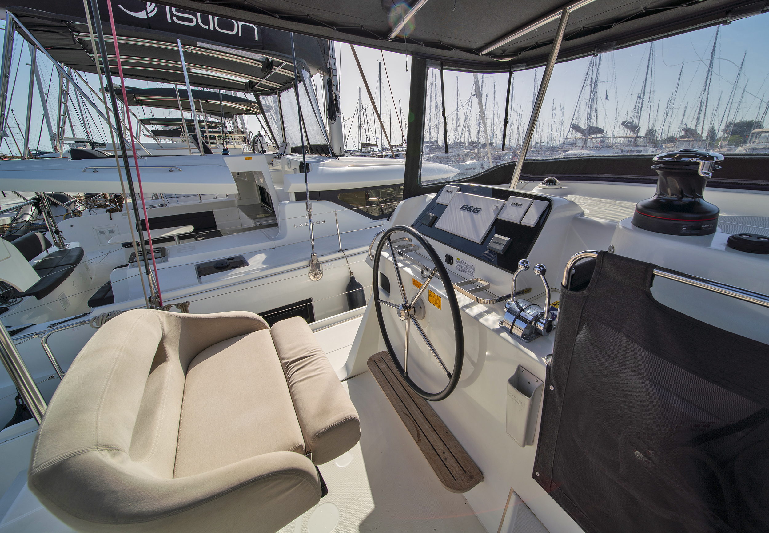Lagoon 42 & GEN — photo 10