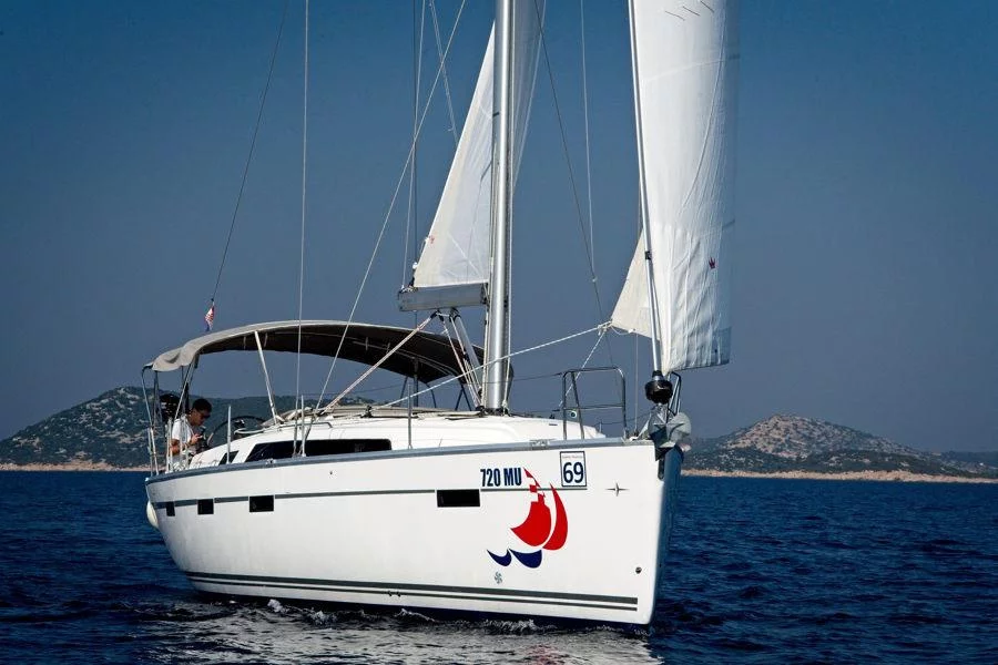 Bavaria Cruiser 41 (MH 61)  - 3
