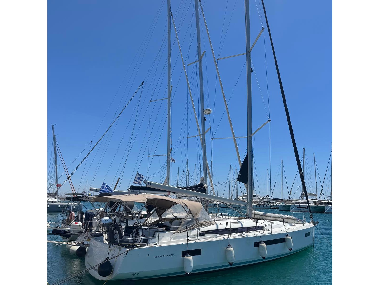 Sun Odyssey 490 — photo 1