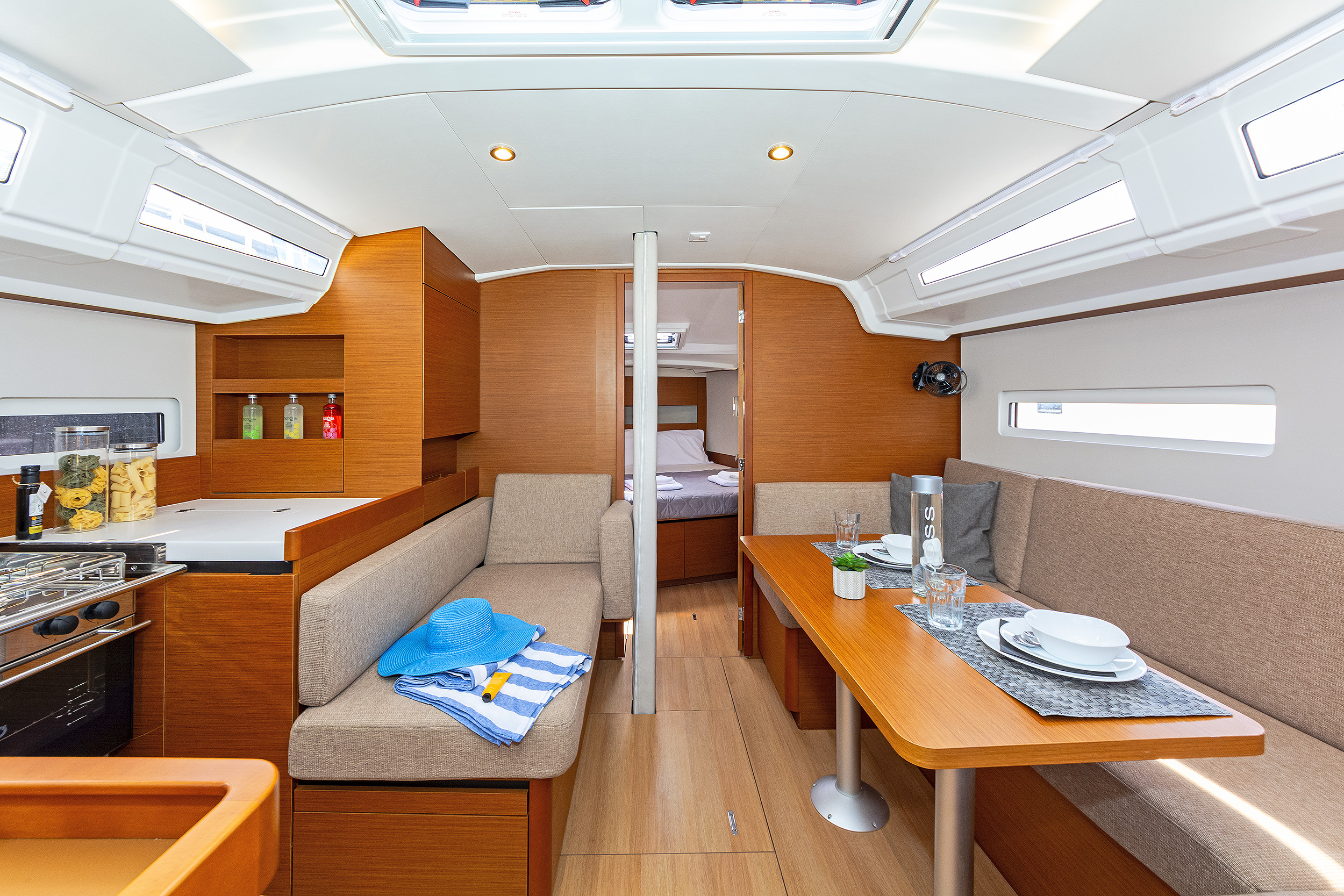Sun Odyssey 410 — photo 12