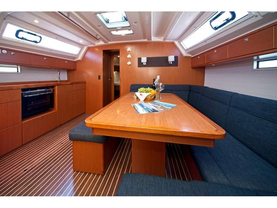 Bavaria 46 CN (MH 41) Interior image - 4