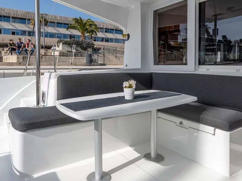 Lagoon 40 (BYE BYE 2020 (air condition, ))  - 14