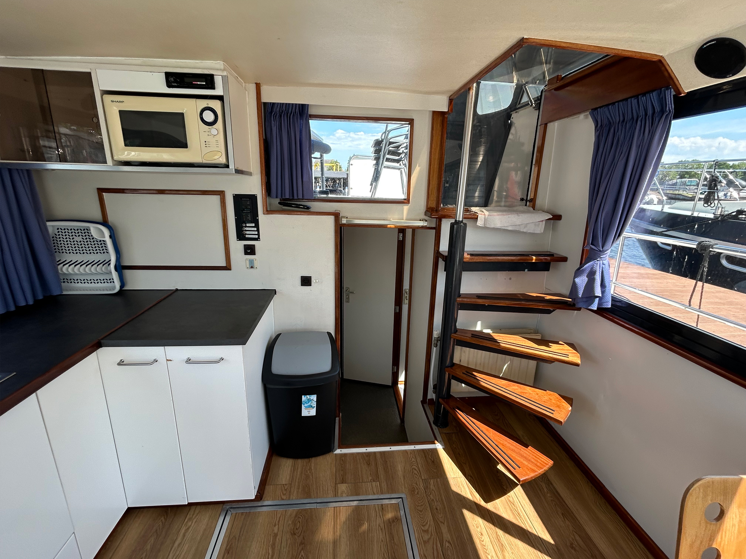 Safari Houseboat 1050 — photo 8