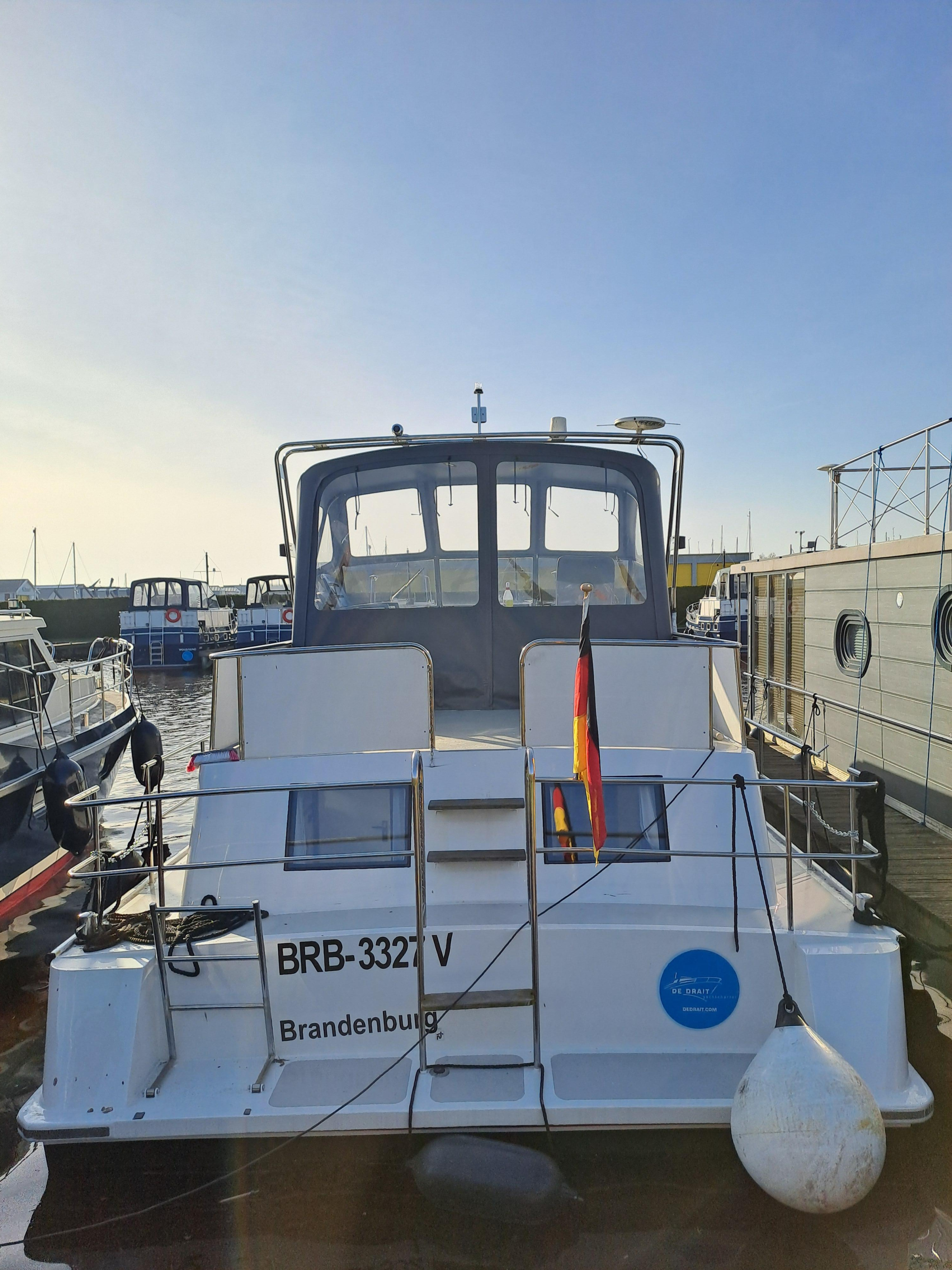 Safari Houseboat 1050 — photo 3
