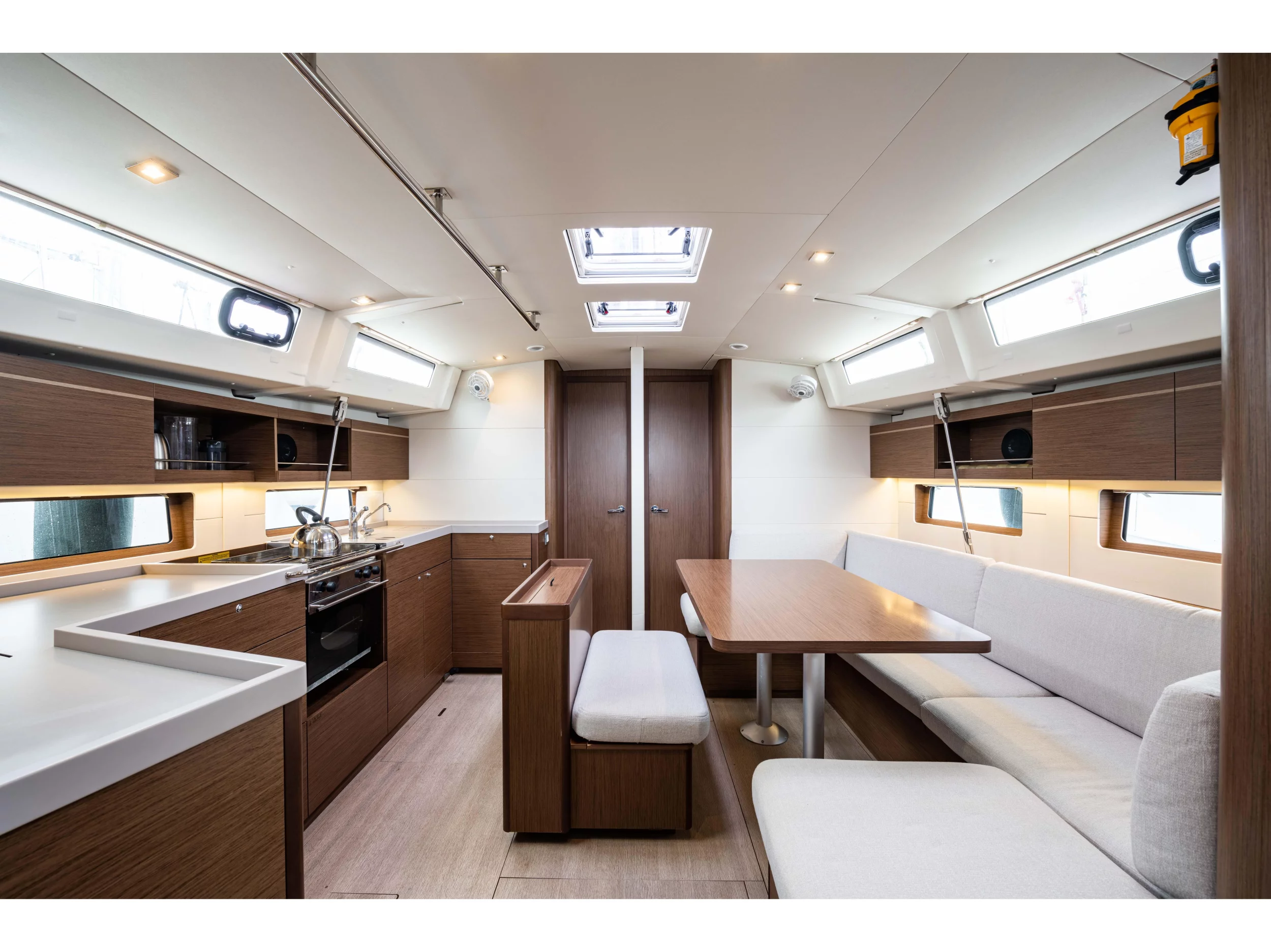 Oceanis 46.1 (Espere) Interior image - 14
