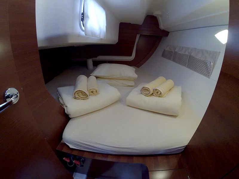 Dufour 335 GL (Lara) Dufour 335 GL aft cabin - 6