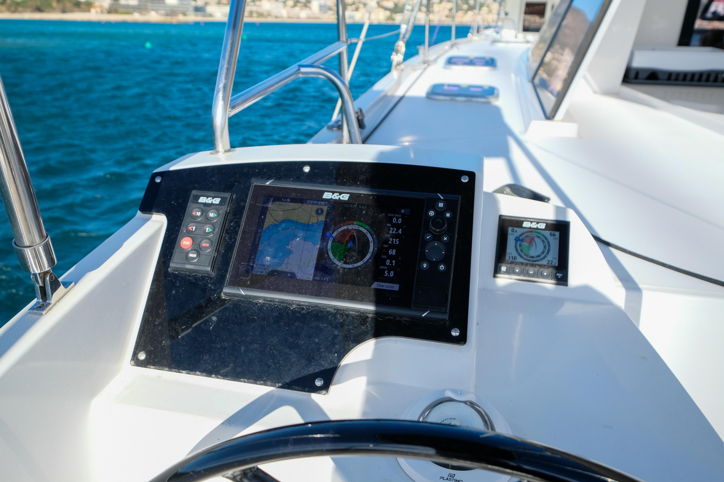 Photo #19 - Nautitech 40 Open (Grelots) in Hyeres - 25167