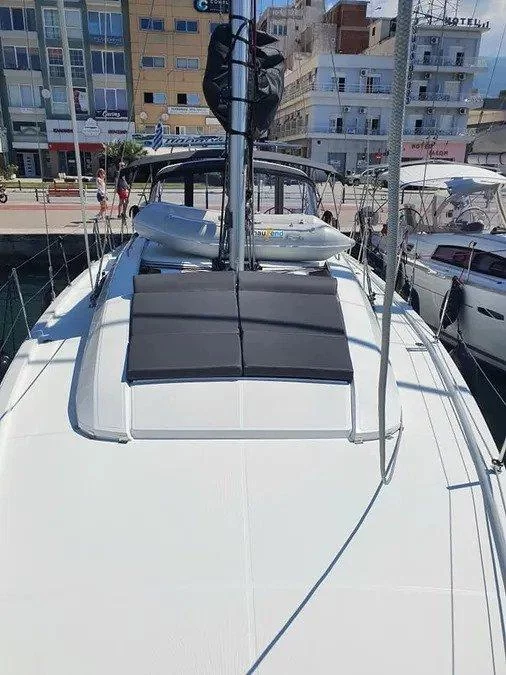 Oceanis 46.1 (Anemos)  - 12