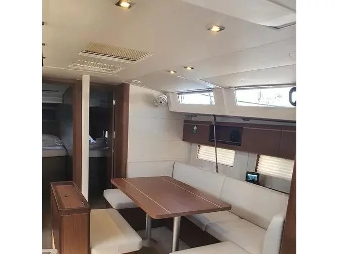 Oceanis 46.1 (Anemos) Interior image - 5