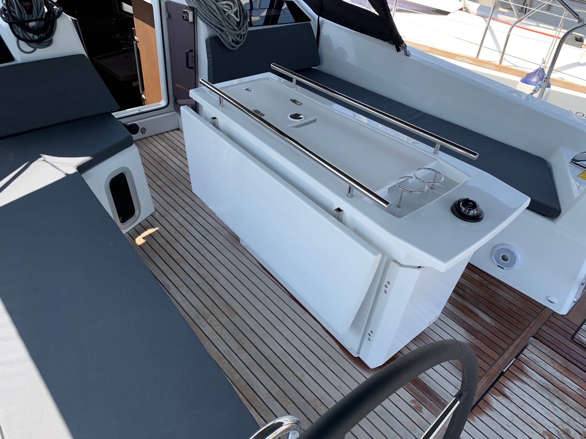 Photo #11 - Oceanis 40.1 (AVRA) en Volos - 25185