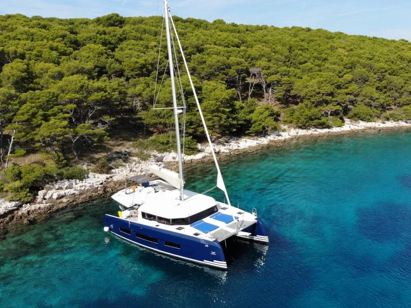 Dufour 48 Catamaran (PAX)  - 32