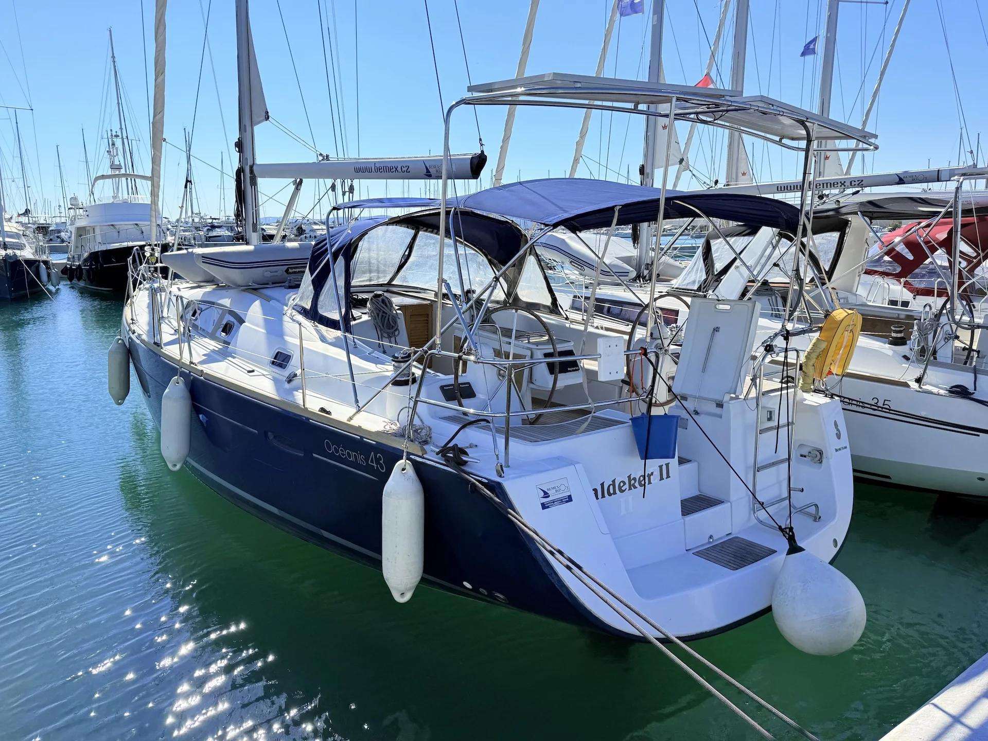 Oceanis 43 (Valdeker II) Main image - 0