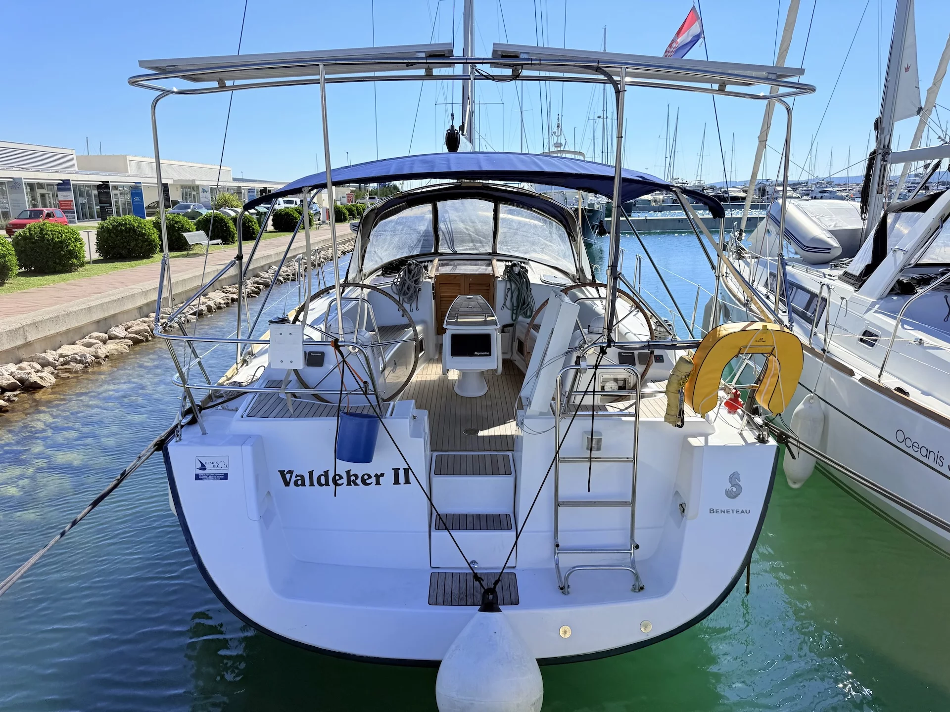Oceanis 43 (Valdeker II)  - 10