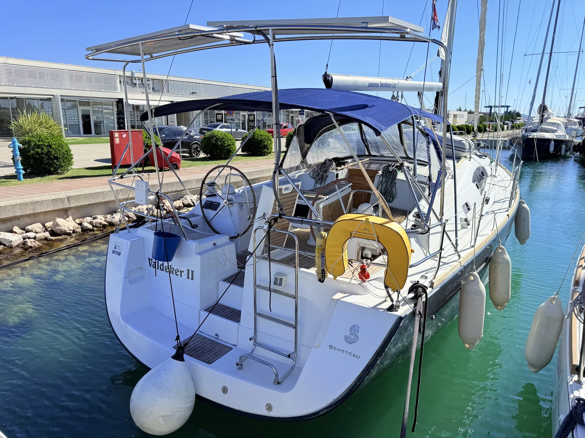 Oceanis 43 (Valdeker II)  - 3