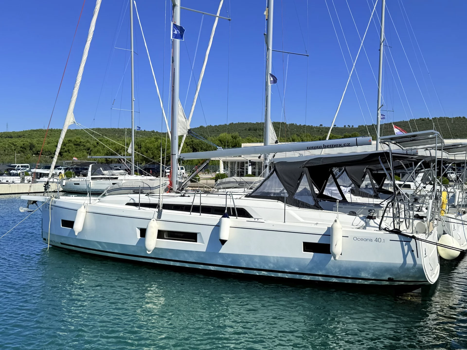 Oceanis 40.1 (Aglaia)  - 11