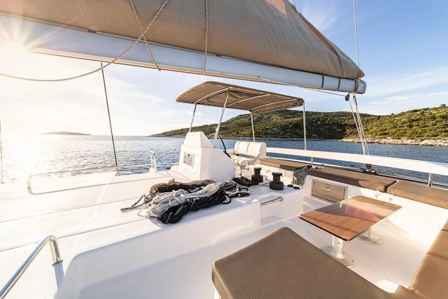 Dufour 48 Catamaran (VAR)  - 6
