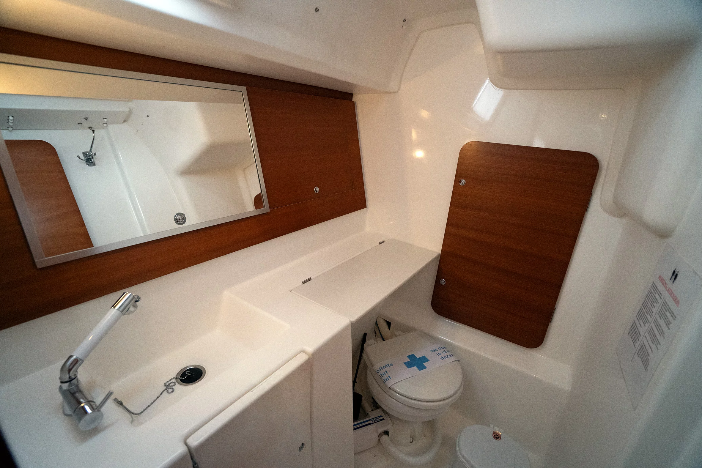 Dufour 335 Grand Large (Moon River)  - 18