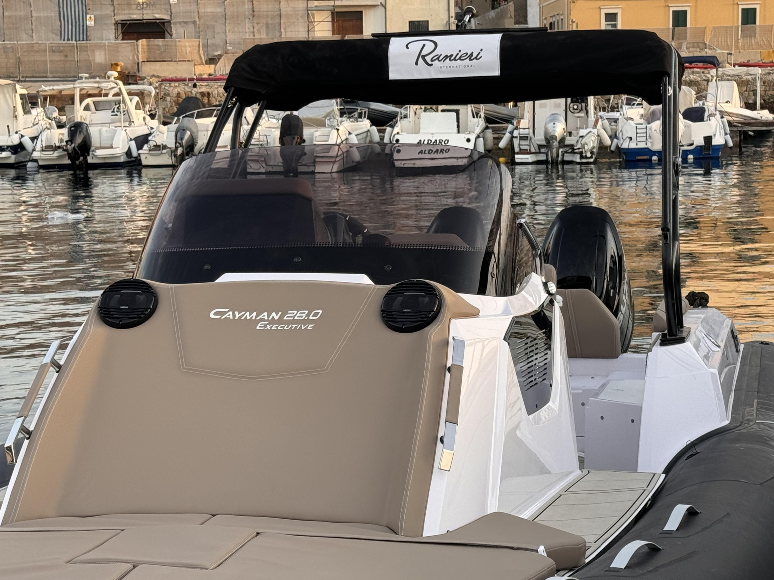 Ranieri Cayman 28.0 Executive — photo 5