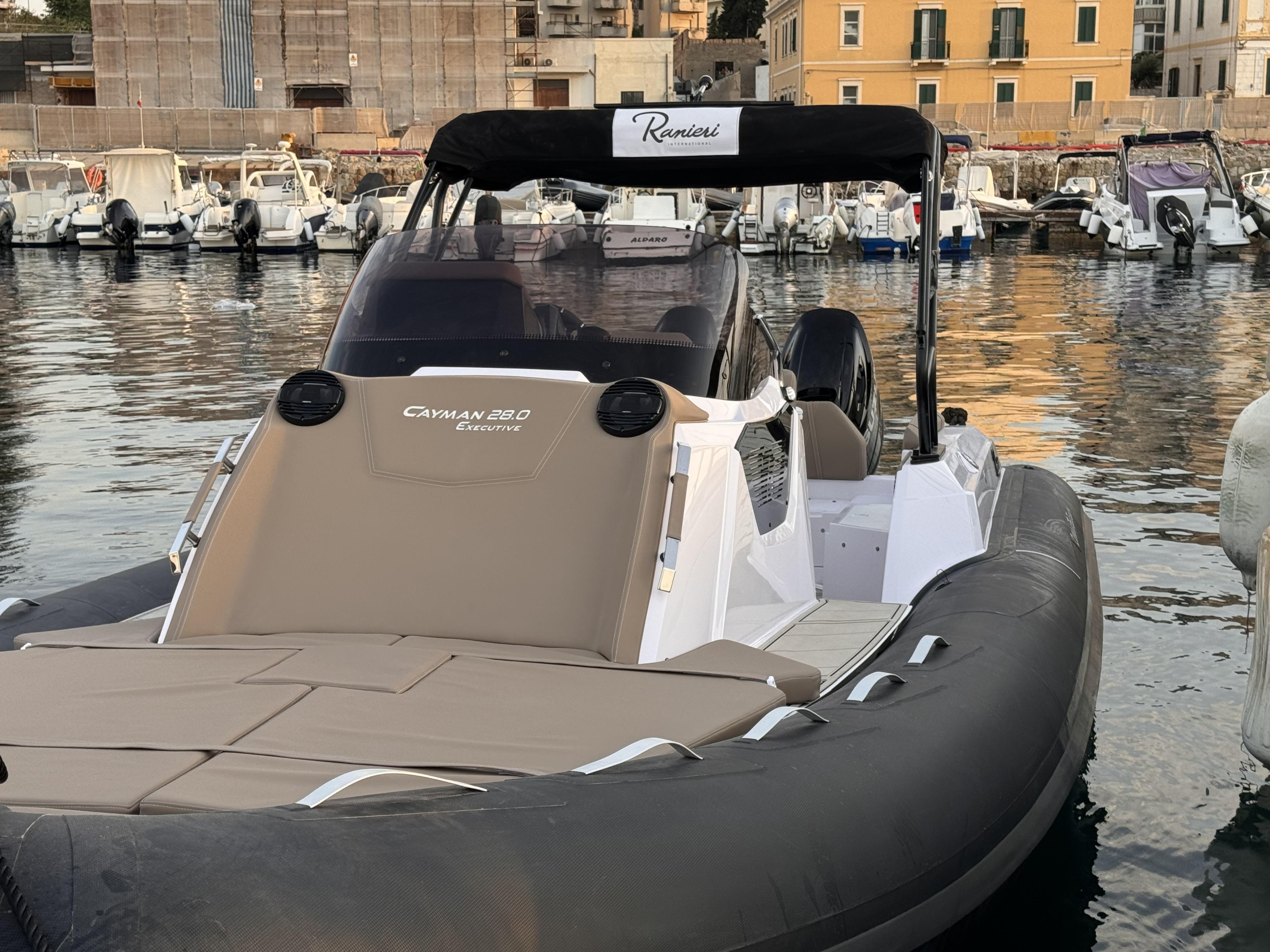Ranieri Cayman 28.0 Executive — photo 27