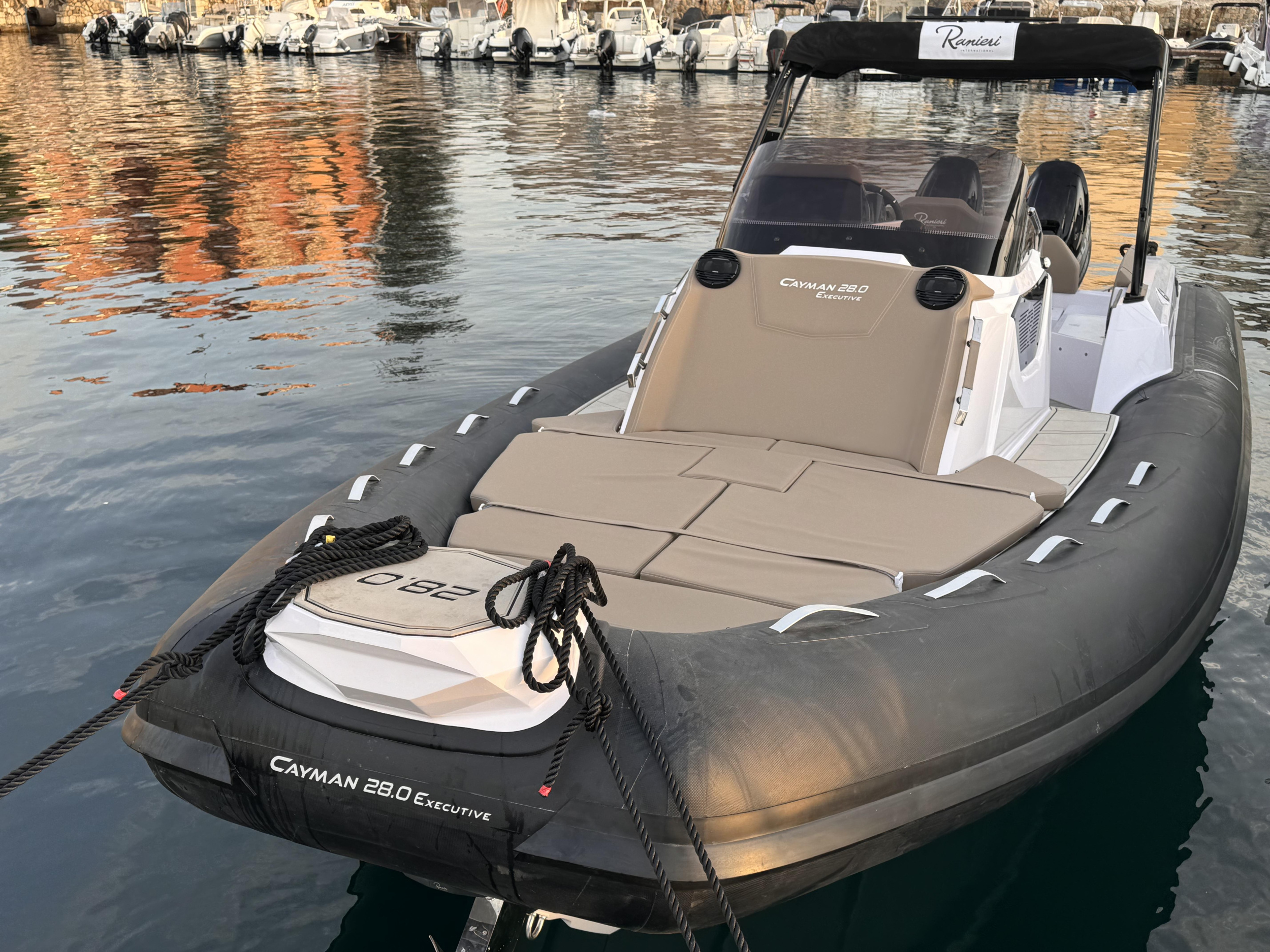 Ranieri Cayman 28.0 Executive — photo 12