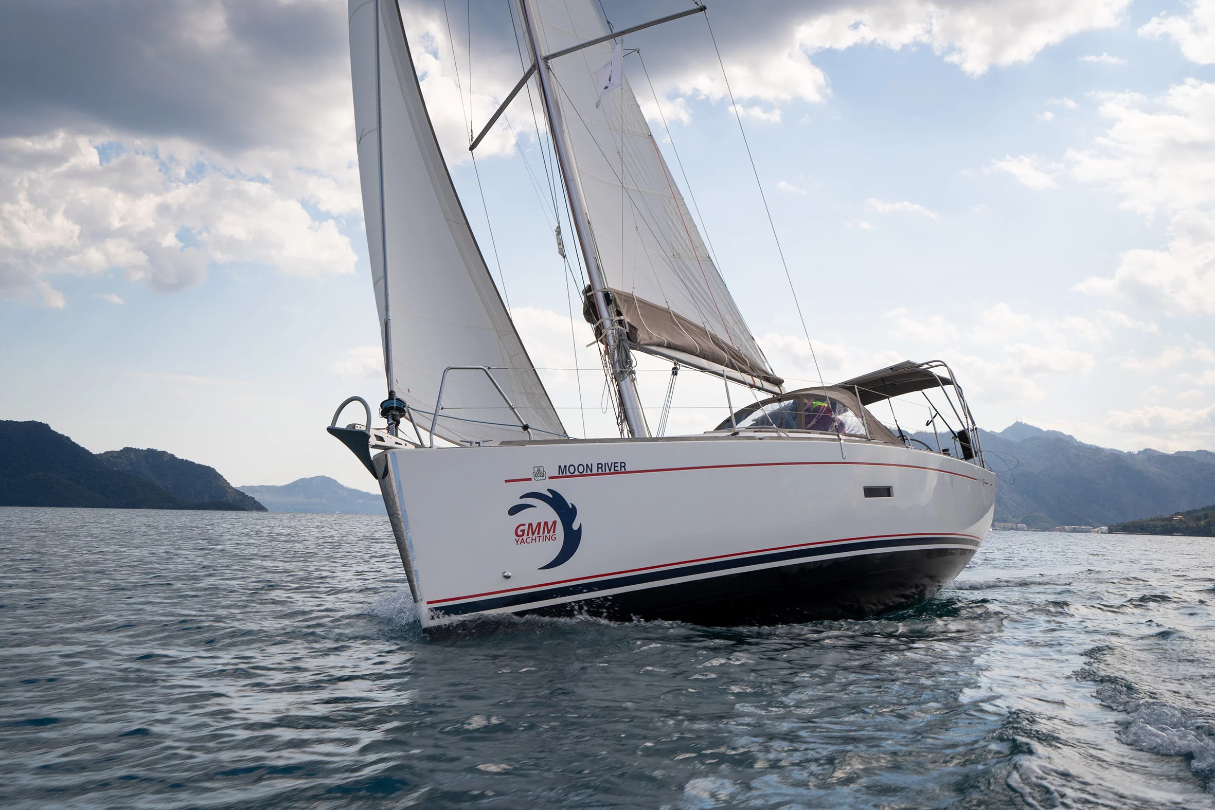 Dufour 335 Grand Large (Moon River)  - 9