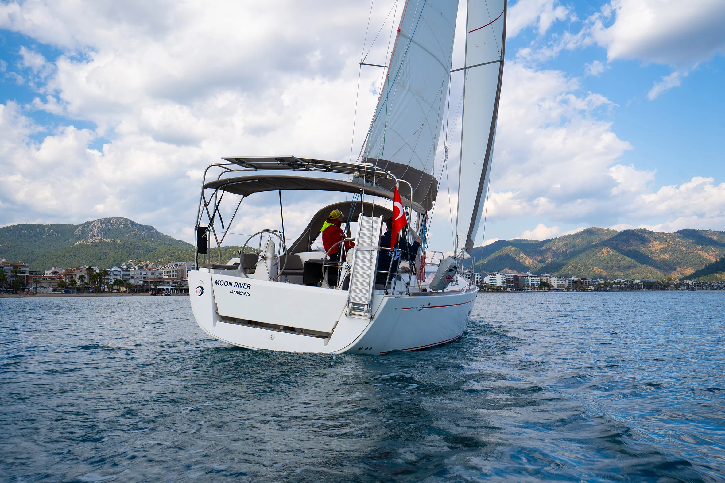Dufour 335 Grand Large (Moon River)  - 12