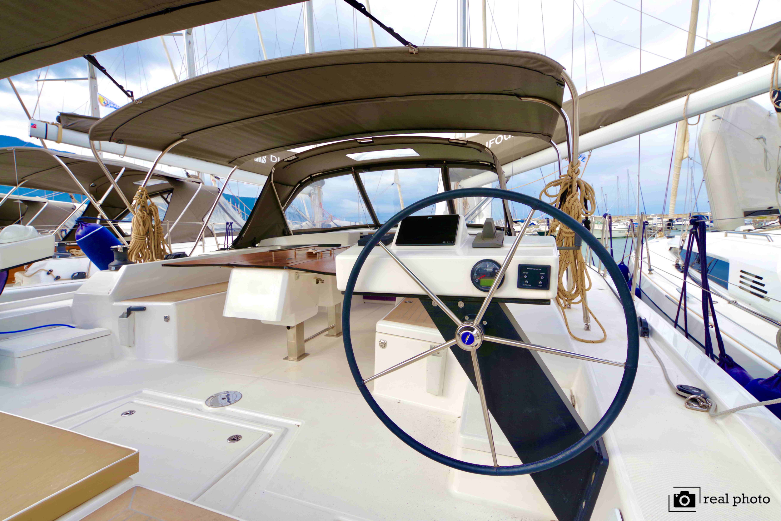 Photo #3 - Dufour 470 (Fortuna -, Solar Panel) in Castellammare di Stabia - 21289