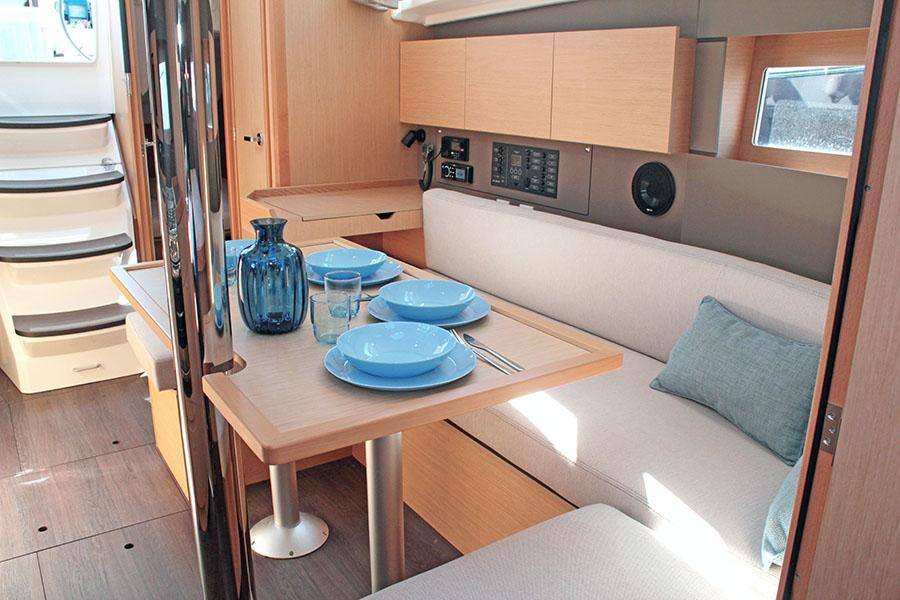 Photo #17 - Oceanis 38.1 (OCEAN) en Palma - 18413