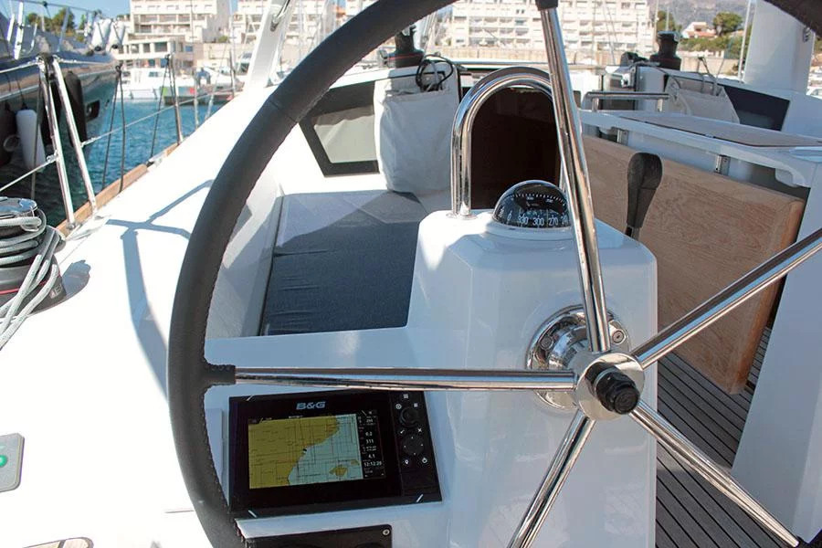 Oceanis 38.1 (FREEDOM)  - 18