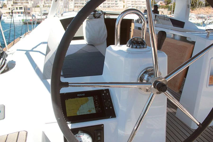 Oceanis 38.1 (BOHEMIAN RHAPSODY)  - 18