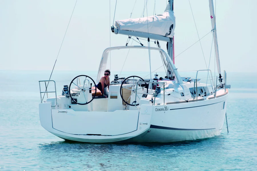 OCEANIS 35.1 - 2019 (3 Pommes)  - 344