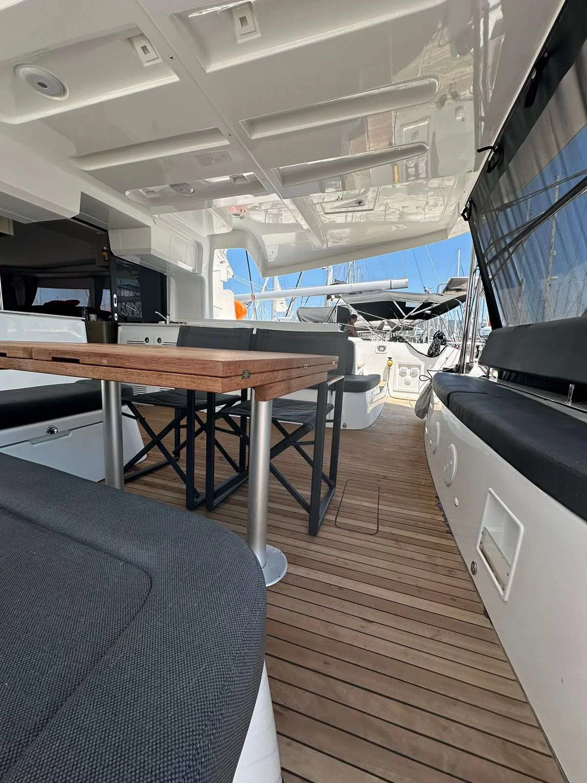Lagoon 46 (CASS)  - 21