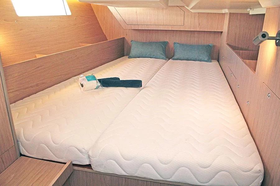 Oceanis 41.1 (2 Heads) (IBIZA)  - 3